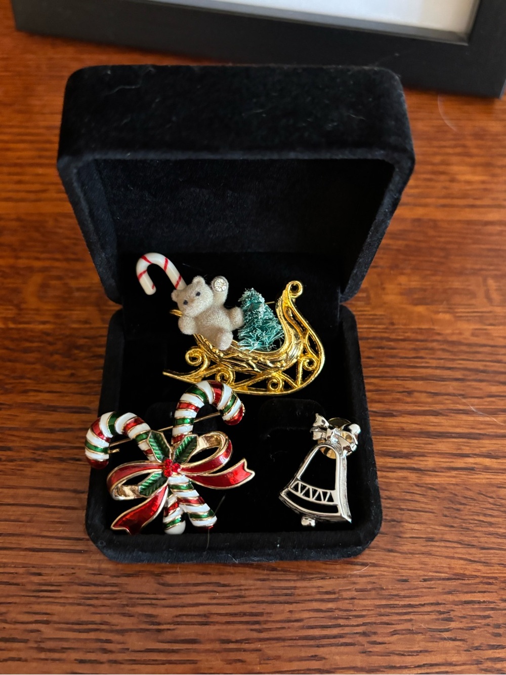 Christmas Brooch Bundle of 3 – Candy Cane Bow, Sleigh & Bell